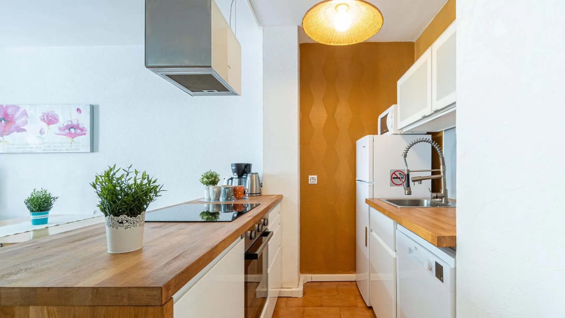 Basic Comfort Apartment Gran Reserva 0070 엠푸리아브라바 0*,  스페인